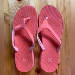 Hurley Flip Flops 6.5